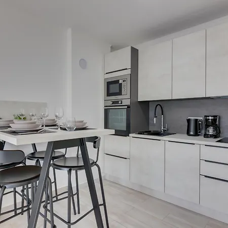 Apartment Leda With Private Parking Medulin Exterior photo